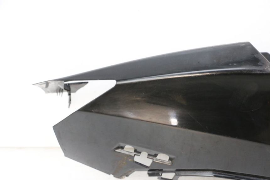 photo de VERKLEIDUNG HINTEN RECHTS PEUGEOT SPEEDFIGHT 3 LC 2T 50 (2009 - 2015) - Zoom auf Komponenten