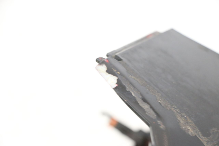 photo de VERKLEIDUNG HINTEN RECHTS PEUGEOT SPEEDFIGHT 3 LC 2T 50 (2009 - 2015) - Alternative Perspektive