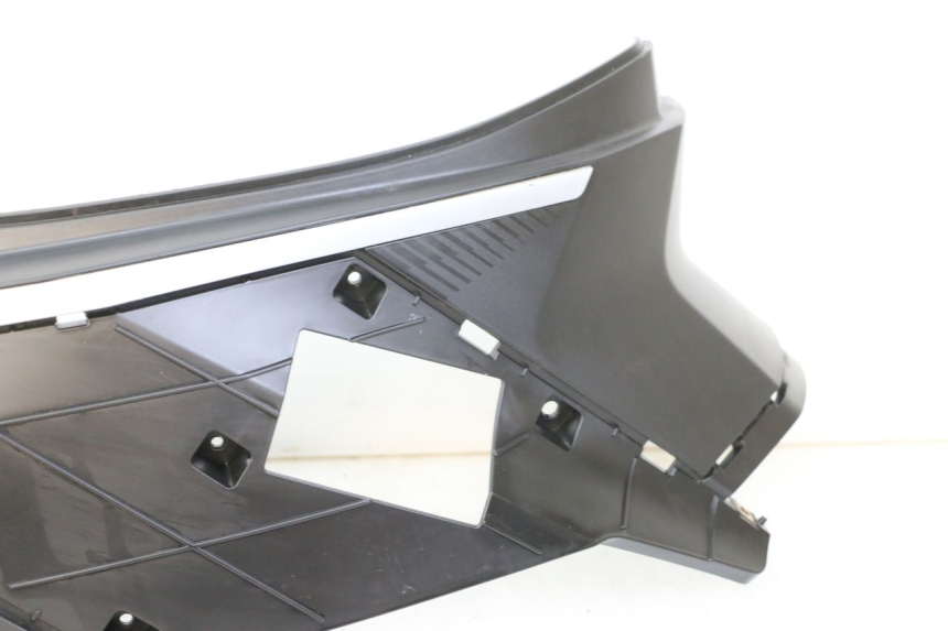 photo de RECHTE HINTERE SEITENVERKLEIDUNG PEUGEOT TWEET 4T 50 (2023 - 2025) - Weitere Ansicht des Artikels