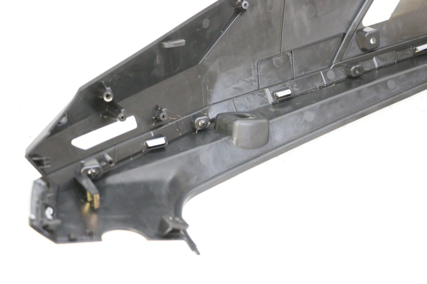 photo de RECHTE HINTERE SEITENVERKLEIDUNG PEUGEOT TWEET 4T 50 (2023 - 2025) - Alternative Perspektive