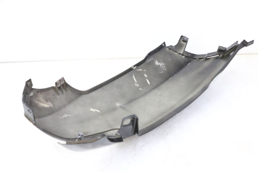 photo de VERKLEIDUNG HINTEN RECHTS PEUGEOT VIVACITY 125 (2010 - 2017) - Detailansicht des Bauteils