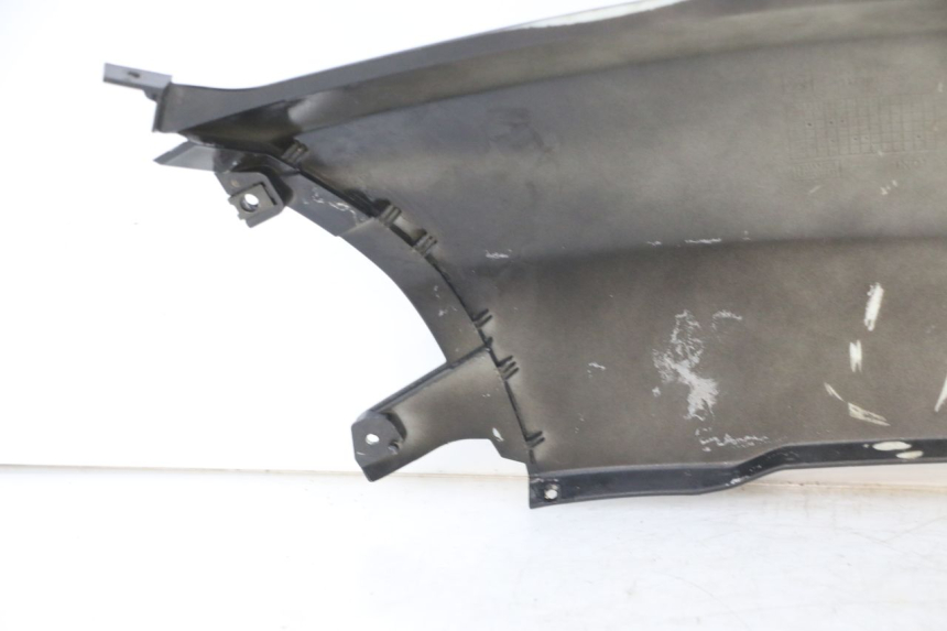 photo de VERKLEIDUNG HINTEN RECHTS PEUGEOT VIVACITY 125 (2010 - 2017) - Technische Nahaufnahme