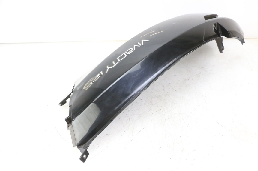 photo de VERKLEIDUNG HINTEN RECHTS PEUGEOT VIVACITY 125 (2010 - 2017) - Details der Befestigungspunkte