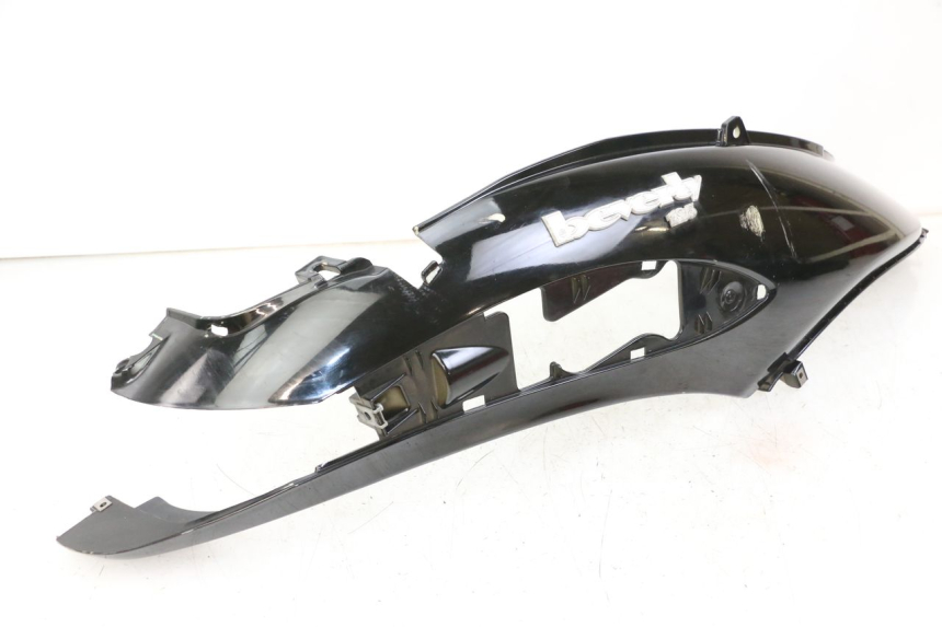 photo de VERKLEIDUNG HINTEN RECHTS PIAGGIO BEVERLY 125 (1998 - 2005) - Oberflächenzustand und Material