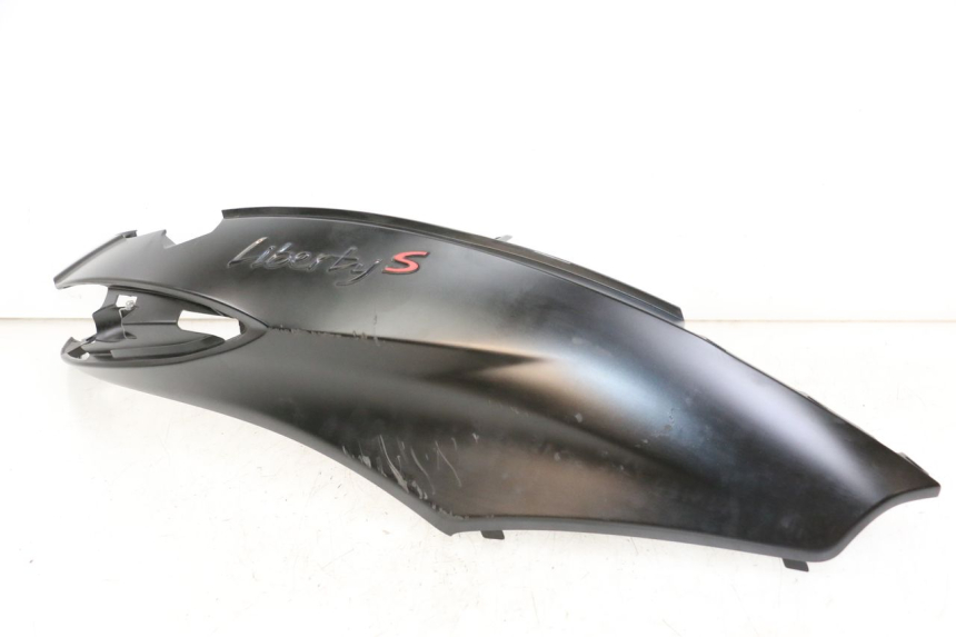 photo de VERKLEIDUNG HINTEN RECHTS PIAGGIO LIBERTY IGET 4T 50 (2021 - 2025) - Detailansicht des Bauteils