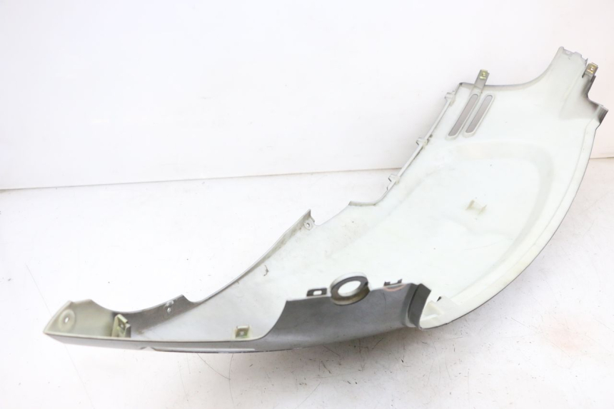 photo de VERKLEIDUNG HINTEN RECHTS EFUN PUSA 1 - Detailansicht des Bauteils