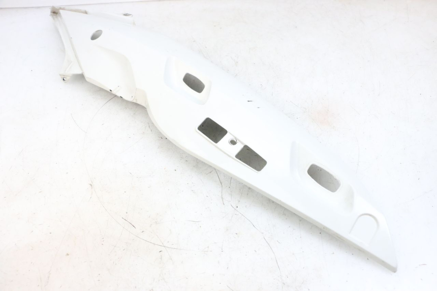 photo de VERKLEIDUNG HINTEN RECHTS BMW R RT ABS 1200 (2010 - 2014) - Details der Befestigungspunkte