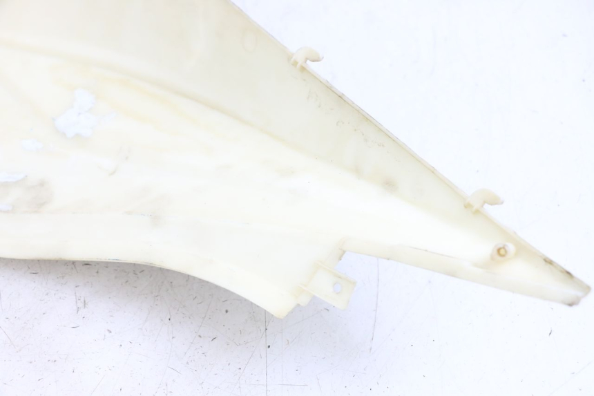 photo de VERKLEIDUNG HINTEN RECHTS EUROCKA R8 4T 50 (2013 - 2022) - Zoom auf Gebrauchszustand