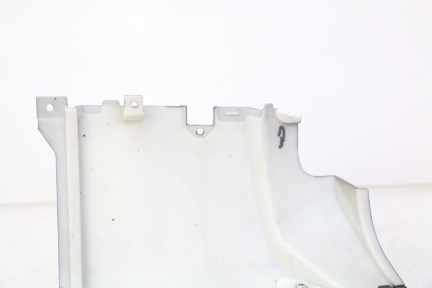 photo de RECHTER HINTERER KOTFLÜGEL RED ELECTRIC RED E PRO 1 (2017 - 2019) - Detailansicht des Bauteils