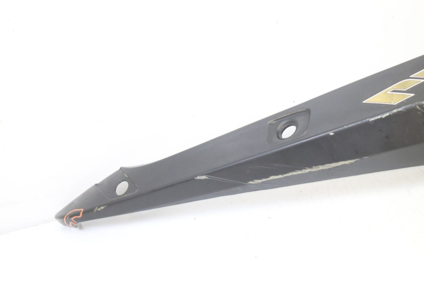 photo de VERKLEIDUNG HINTEN RECHTS GILERA RUNNER SP 50 (2006 - 2008) - Detailansicht des Bauteils