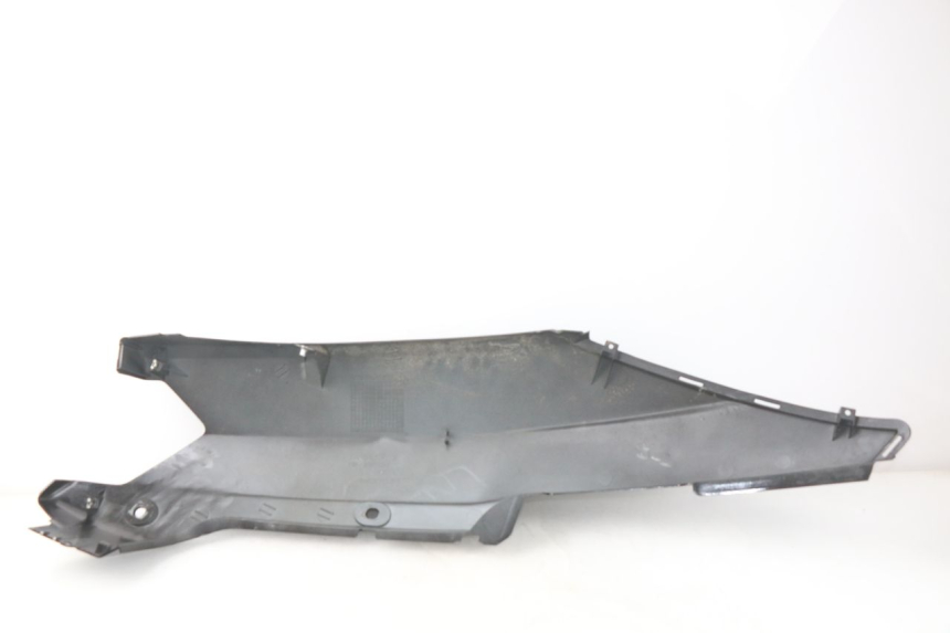 photo de RECHTER HINTERER KOTFLÜGEL DAELIM S2 FI 125 (2008 - 2017) - Details der Befestigungspunkte