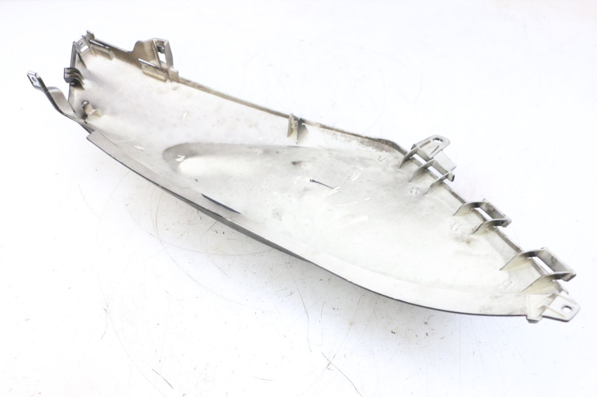 photo de VERKLEIDUNG HINTEN RECHTS JM MOTORS SANTANA 50 (2014 - 2023) - Detailansicht des Bauteils