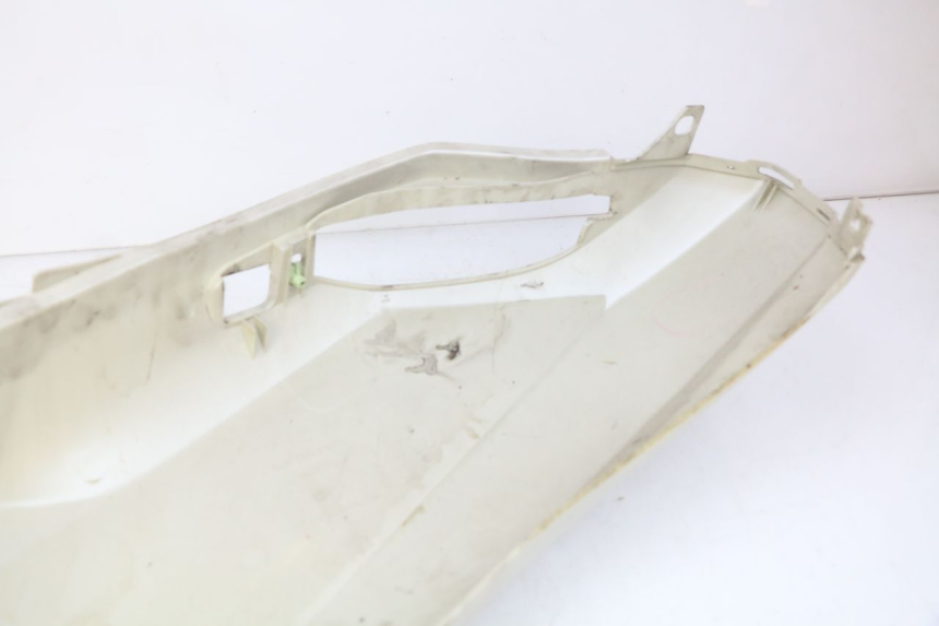 photo de RECHTER HINTERER KOTFLÜGEL PEUGEOT SATELIS 125 (2010 - 2012) - Technische Nahaufnahme