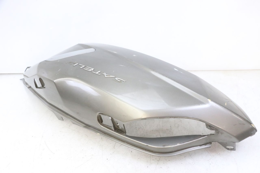 photo de VERKLEIDUNG HINTEN RECHTS PEUGEOT SATELIS 125 (2013 - 2018) - Oberflächenzustand und Material