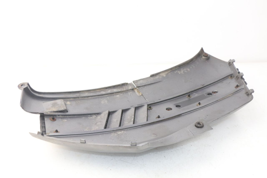 photo de VERKLEIDUNG HINTEN RECHTS PEUGEOT SC 50 (1988 - 1992) - Zoom auf Gebrauchszustand