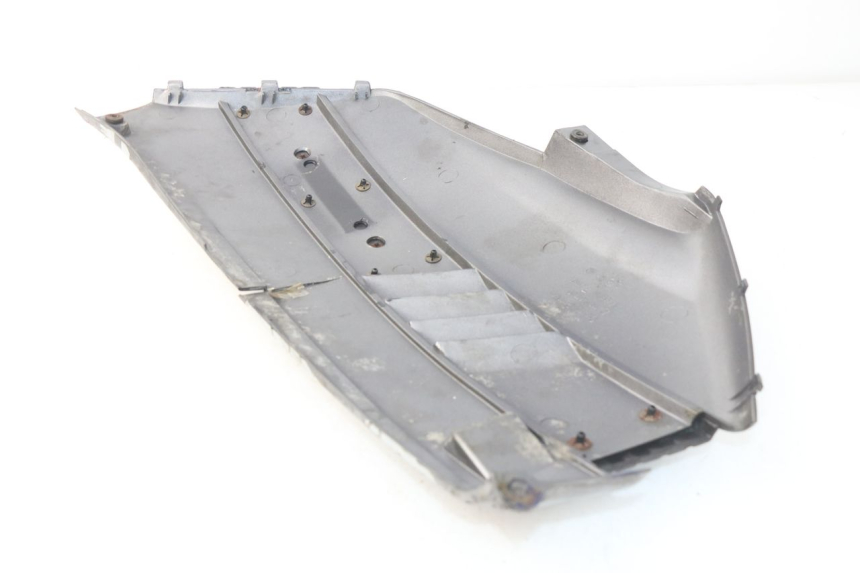 photo de VERKLEIDUNG HINTEN RECHTS PEUGEOT SC 50 (1988 - 1992) - Alternative Perspektive