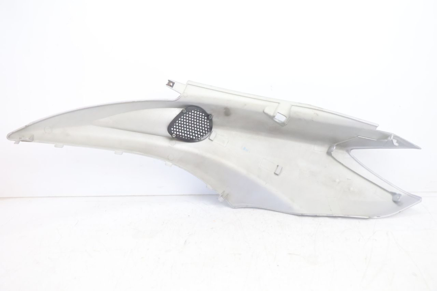 photo de VERKLEIDUNG HINTEN RECHTS FYM SCOOTERONE 125 (2006 - 2008) - Geprüftes Gebrauchtteil