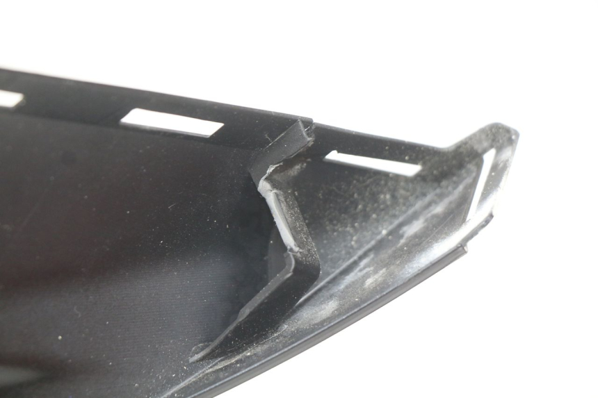 photo de RECHTER HINTERER KOTFLÜGEL SUZUKI SIXTEEN 125 (2008 - 2010) - Zoom auf Gebrauchszustand