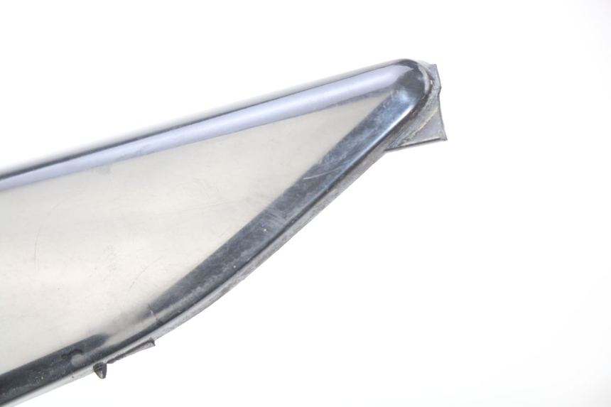 photo de RECHTER HINTERER KOTFLÜGEL SUZUKI SIXTEEN 125 (2008 - 2010) - Alternative Perspektive