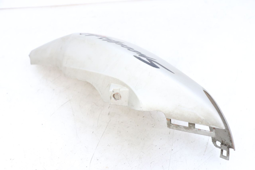 photo de RECHTER HINTERER KOTFLÜGEL PEUGEOT SPEEDFIGHT 100 (1997 - 2007) - Details der Befestigungspunkte