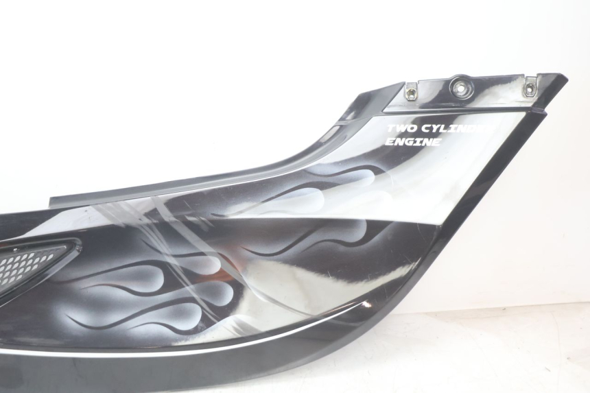 photo de VERKLEIDUNG HINTEN RECHTS CAN-AM SPYDER RS 1000 (2008 - 2012) - Alternative Perspektive