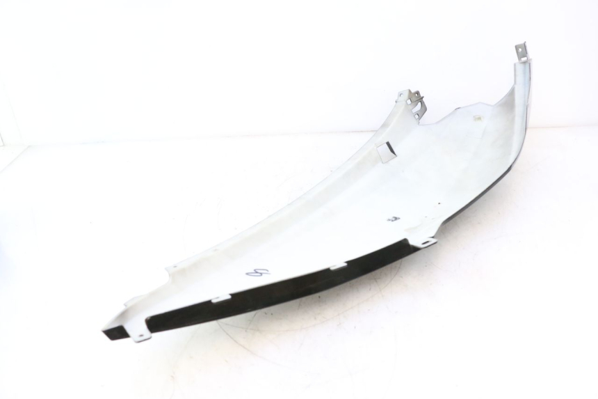 photo de VERKLEIDUNG HINTEN RECHTS RAZZO STEED 125 (2012 - 2018) - Zoom auf Gebrauchszustand