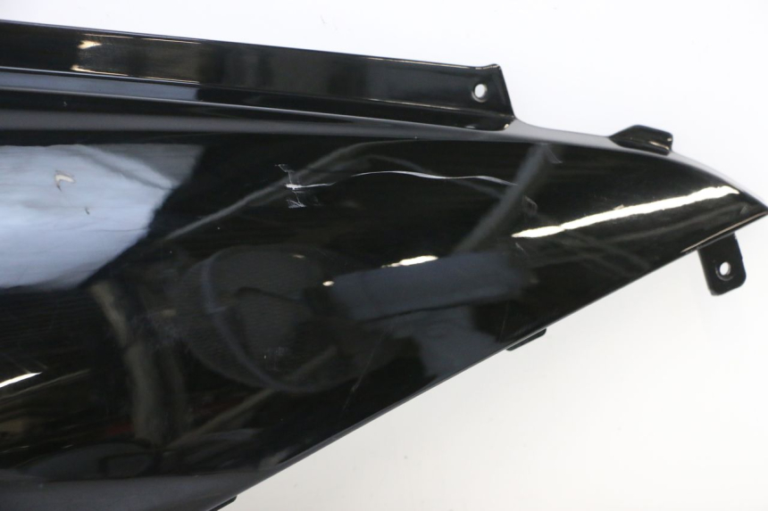 photo de VERKLEIDUNG HINTEN RECHTS RAZZO STEED 125 (2012 - 2018) - Kennzeichnungen und Originalreferenzen
