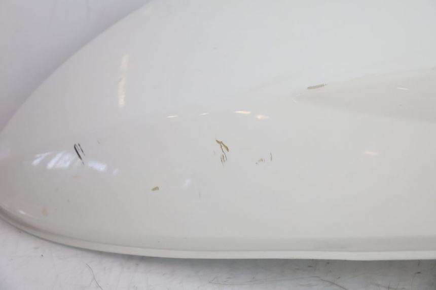 photo de VERKLEIDUNG HINTEN RECHTS PEUGEOT STREETZONE NAKED 2T 50 (2014 - 2018) - Zoom auf Gebrauchszustand