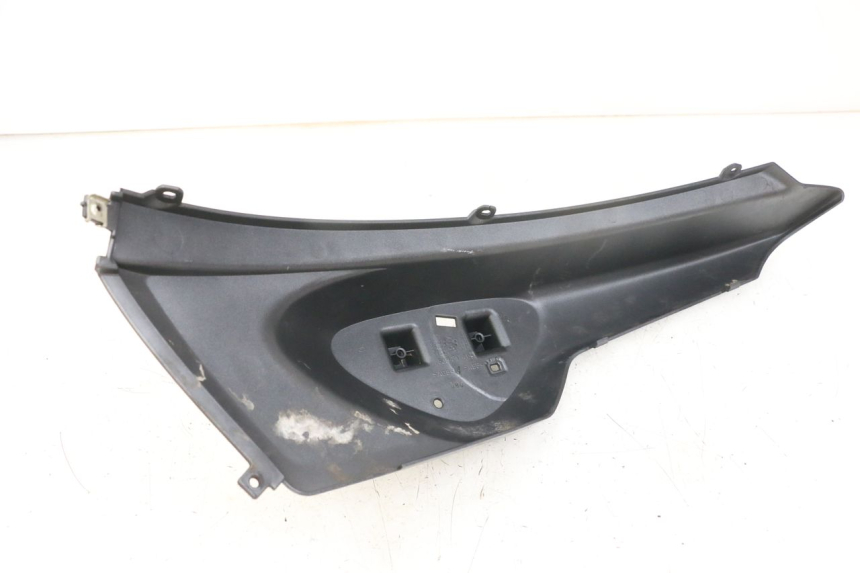 photo de RECHTER HINTERER KOTFLÜGEL MBK STUNT NAKED 50 (2004 - 2018) - Zoom auf Gebrauchszustand