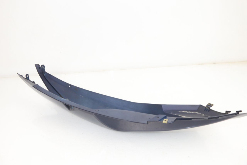 photo de VERKLEIDUNG HINTEN RECHTS PEUGEOT SUM UP 125 (2008 - 2013) - Detailansicht des Bauteils