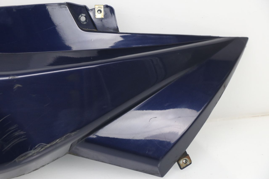 photo de VERKLEIDUNG HINTEN RECHTS PEUGEOT SUM UP 125 (2008 - 2013) - Weitere Ansicht des Artikels