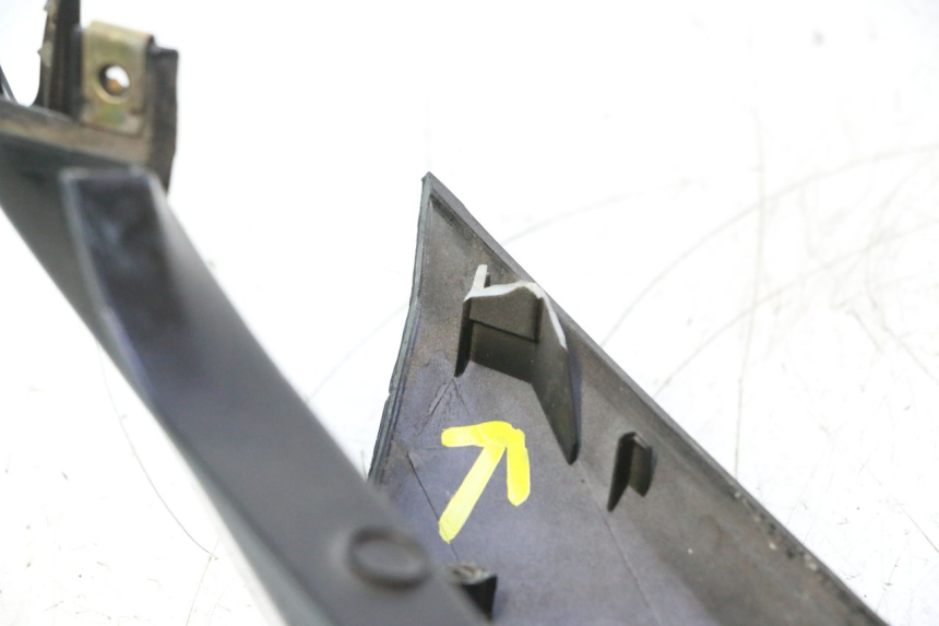 photo de VERKLEIDUNG HINTEN RECHTS KYMCO SUPER 8 2T 50 (2007 - 2013) - Weitere Ansicht des Artikels