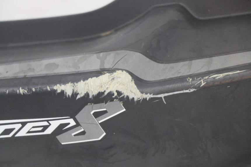 photo de VERKLEIDUNG HINTEN RECHTS KYMCO SUPER 8 4T 50 (2018 - 2020) - Technische Nahaufnahme