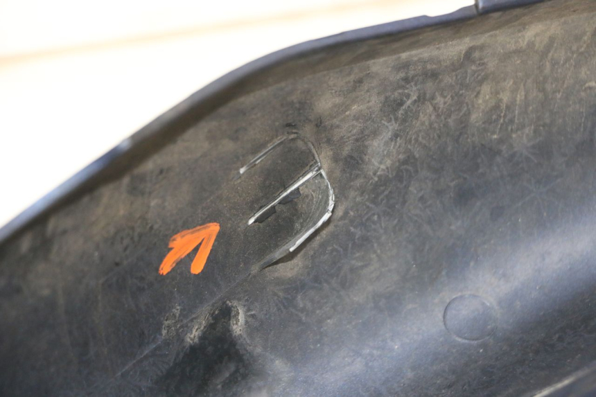 photo de VERKLEIDUNG HINTEN RECHTS SUZUKI SV S 650 (1999 - 2002) - Zoom auf Gebrauchszustand