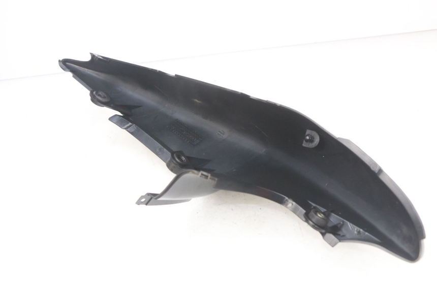 photo de RECHTER HINTERER KOTFLÜGEL SUZUKI SV N 650 (1999 - 2002) - Detailansicht des Bauteils