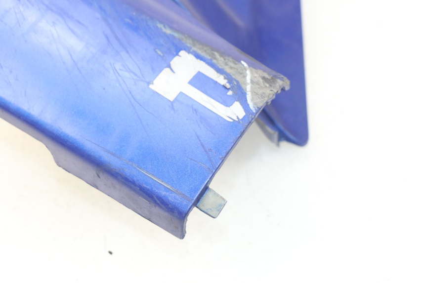 photo de VERKLEIDUNG HINTEN RECHTS PEUGEOT SV 80 (1993 - 1997) - Details der Befestigungspunkte