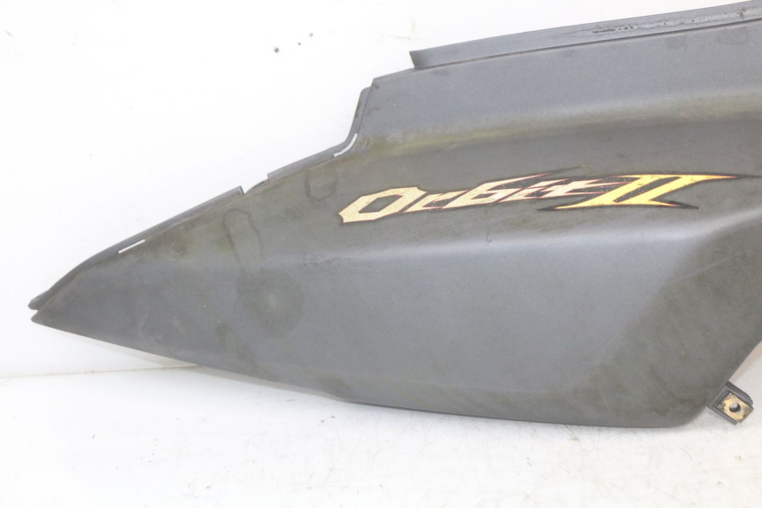 photo de VERKLEIDUNG HINTEN RECHTS SYM ORBIT 2 4T 50 (2008 - 2017) - Detailansicht des Bauteils