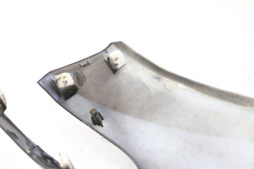 photo de VERKLEIDUNG HINTEN RECHTS TNT MOTOR BOSTON 4T 50 (2018 - 2025) - Detailansicht des Bauteils