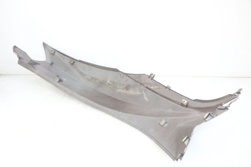 photo de RECHTER HINTERER KOTFLÜGEL PEUGEOT TWEET 4T 50 (2010 - 2014) - Gesamtansicht des Produkts