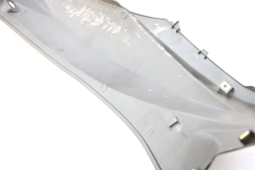 photo de VERKLEIDUNG HINTEN RECHTS PEUGEOT TWEET 4T 50 (2018 - 2022) - Zoom auf Gebrauchszustand