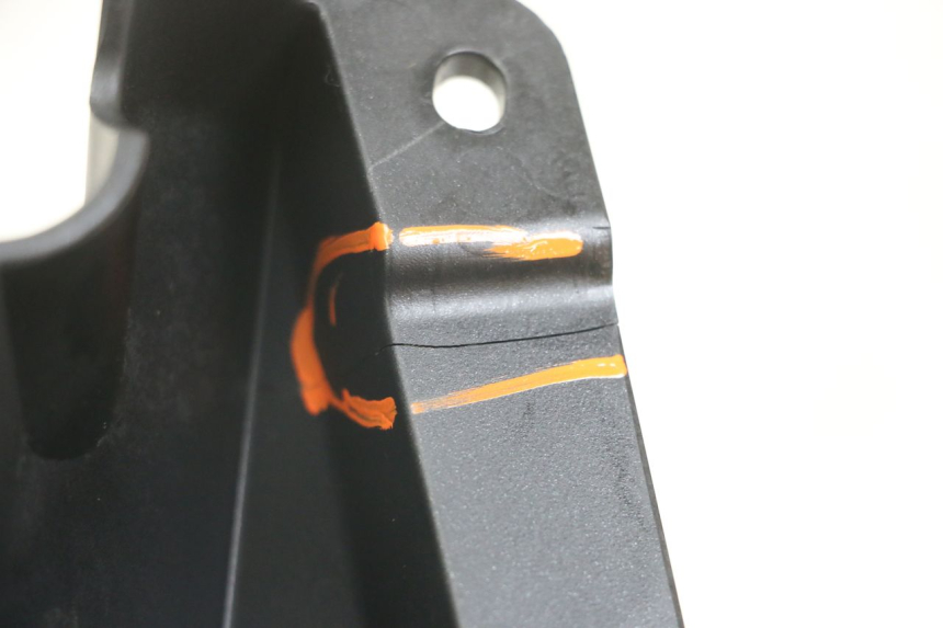 photo de RECHTER HINTERER KOTFLÜGEL KAWASAKI VERSYS ABS 650 (2015 - 2018) - Technische Nahaufnahme