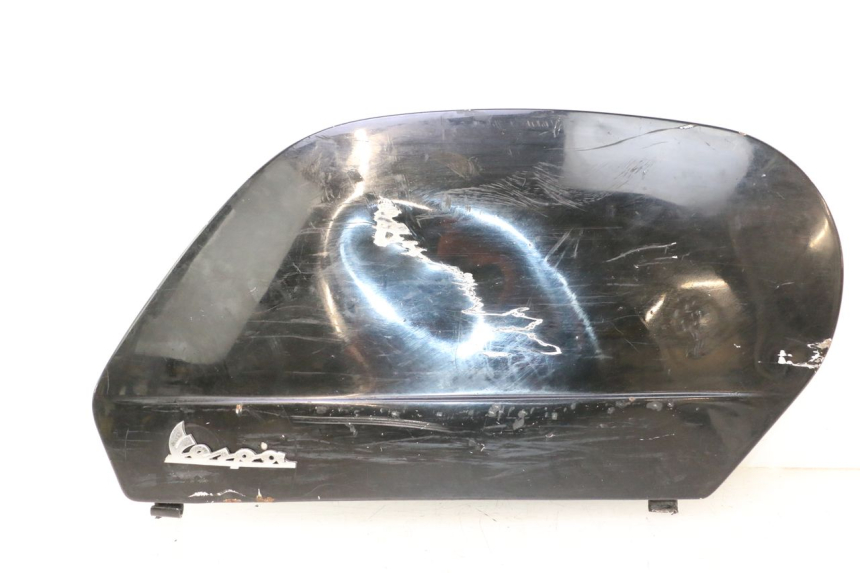photo de VERKLEIDUNG HINTEN RECHTS PIAGGIO VESPA PK FL 2T 50 (1990 - 1996) - Hauptansicht