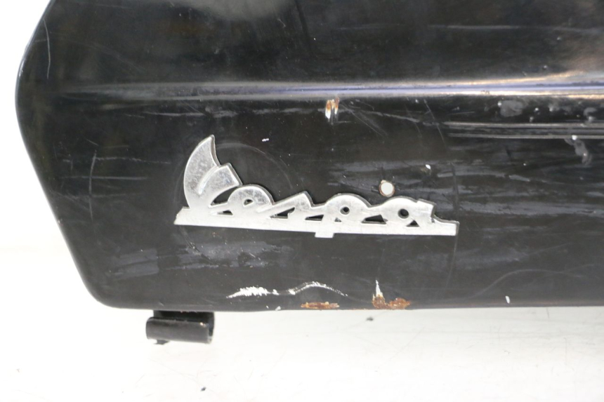 photo de VERKLEIDUNG HINTEN RECHTS PIAGGIO VESPA PK FL 2T 50 (1990 - 1996) - Zoom auf Komponenten
