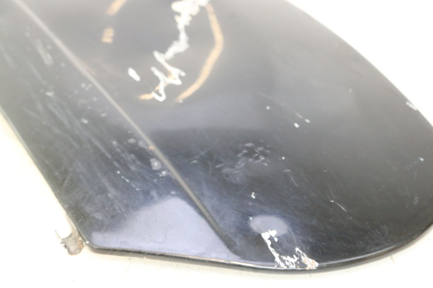photo de VERKLEIDUNG HINTEN RECHTS PIAGGIO VESPA PK FL 2T 50 (1990 - 1996) - Details der Befestigungspunkte