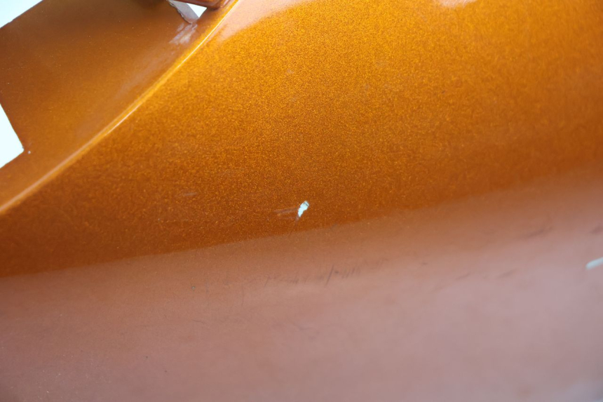 photo de VERKLEIDUNG HINTEN RECHTS PEUGEOT VIVACITY 50 (2004 - 2009) - Technische Nahaufnahme