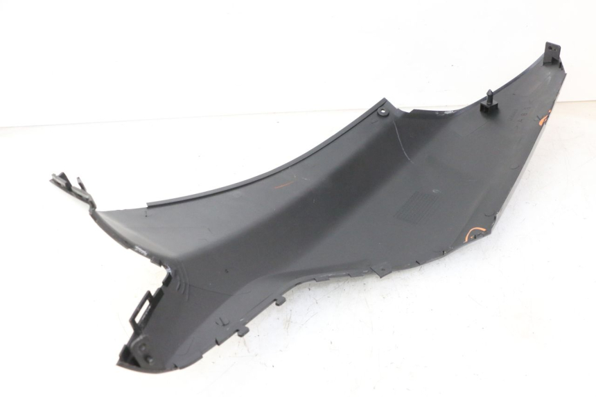 photo de VERKLEIDUNG HINTEN RECHTS MBK WAAP 125 (2008 - 2013) - Kennzeichnungen und Originalreferenzen