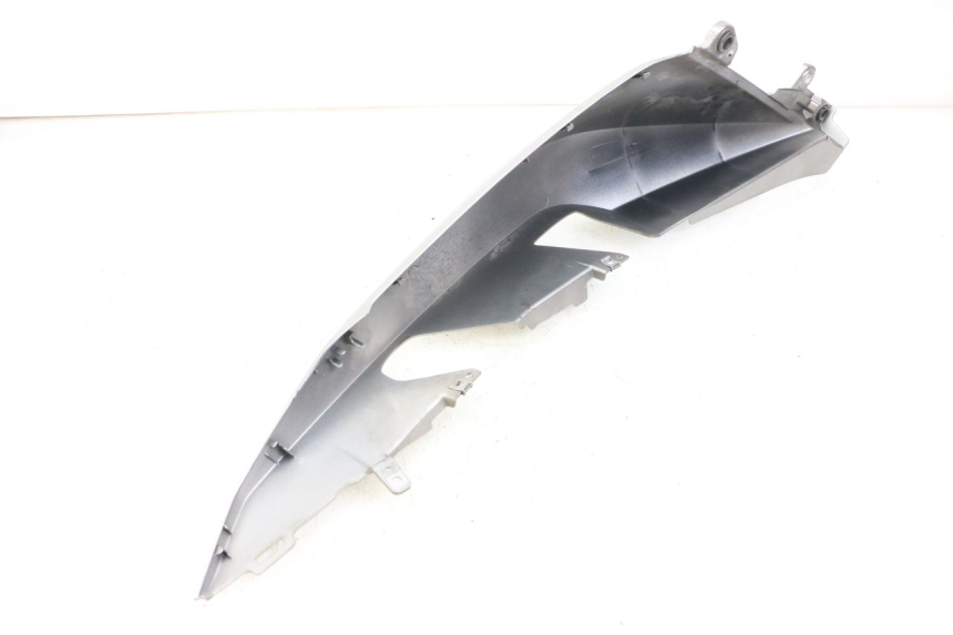 photo de RECHTER HINTERER KOTFLÜGEL YAMAHA XMAX X-MAX ABS 125 (2017 - 2020) - Detailansicht des Bauteils