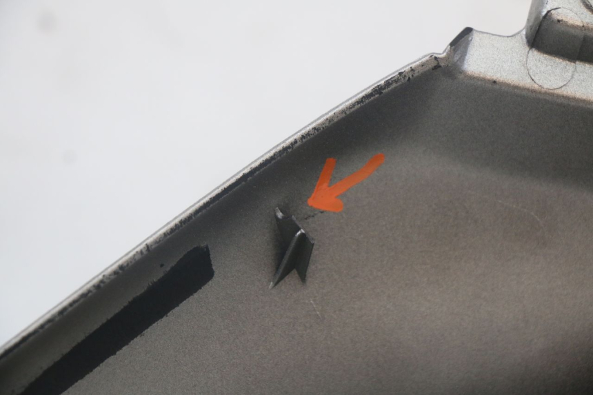 photo de RECHTER HINTERER KOTFLÜGEL YAMAHA XMAX X-MAX ABS 125 (2017 - 2020) - Zoom auf Komponenten