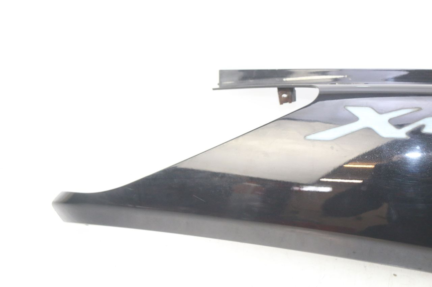 photo de RECHTER HINTERER KOTFLÜGEL YAMAHA XMAX X-MAX 125 (2006 - 2009) - Oberflächenzustand und Material