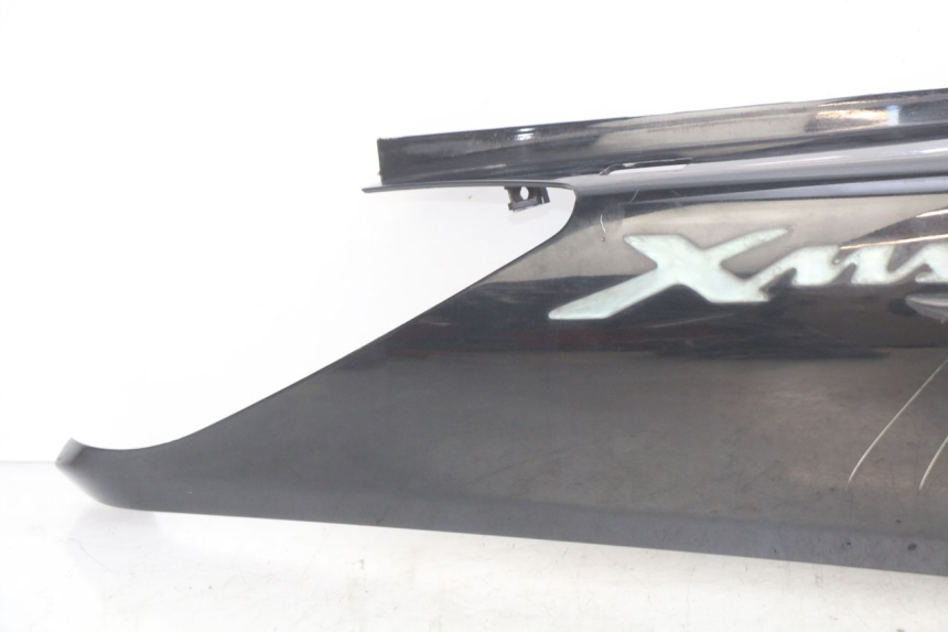 photo de RECHTER HINTERER KOTFLÜGEL YAMAHA XMAX X-MAX 125 (2006 - 2009) - Kennzeichnungen und Originalreferenzen